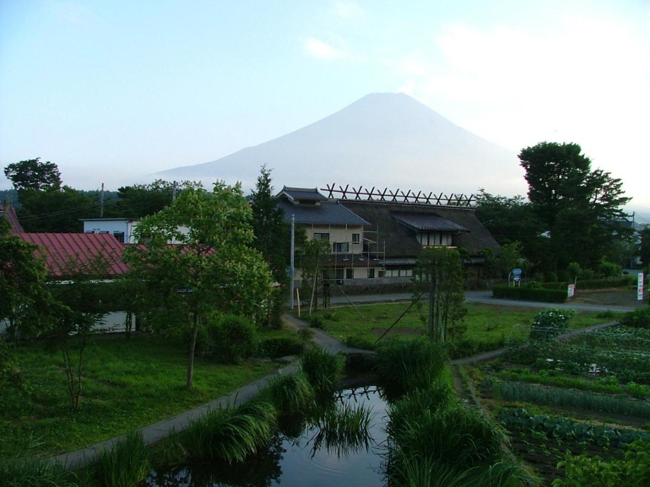 Lake Oshino Bagian luar foto